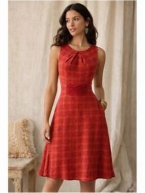 NWT Anthropologie Girl From Savoy Goji Berry Red Silk Plaid
Dress Size 2